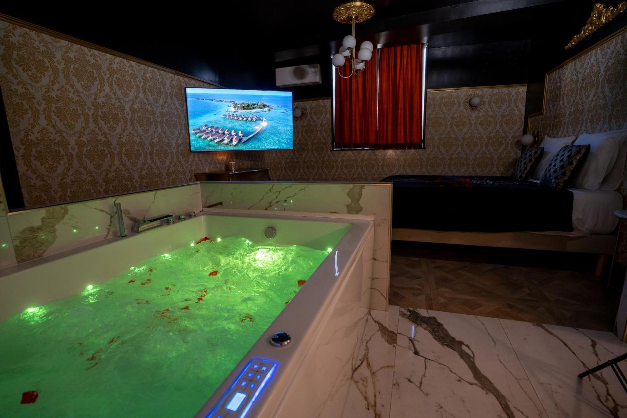 Appartement D'Exception Avec Jacuzzi Виллефранче-Сур-Салне Экстерьер фото