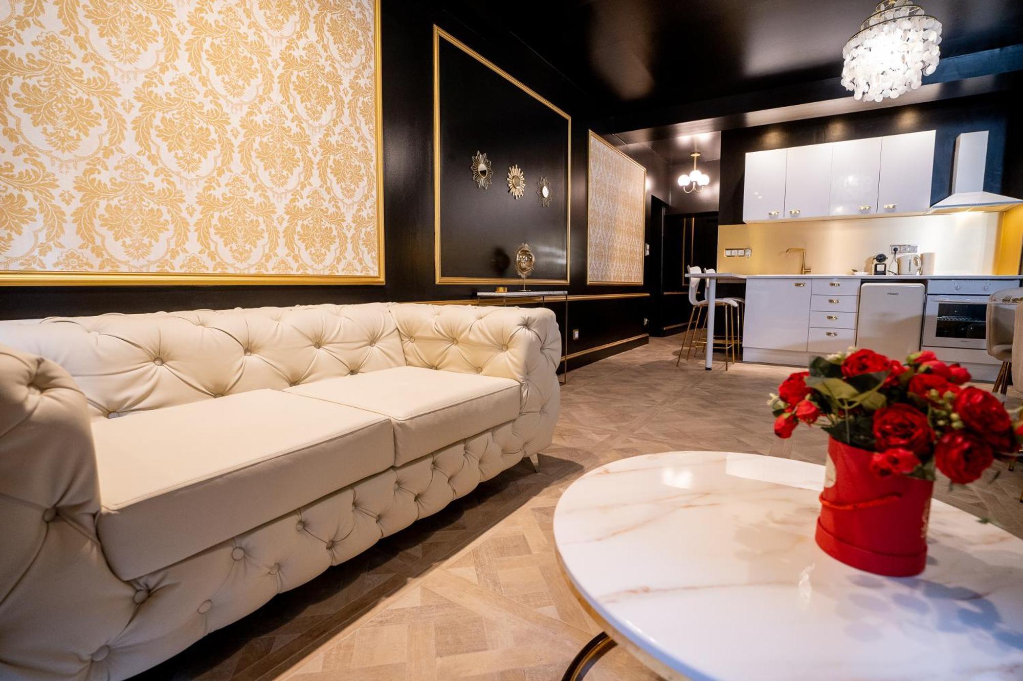 Appartement D'Exception Avec Jacuzzi Виллефранче-Сур-Салне Экстерьер фото